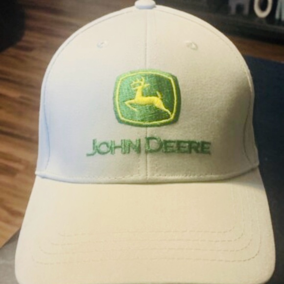 #1596** John Deere Light Gray Cap with Lime Logo - Unisex - Picture 3 of 8